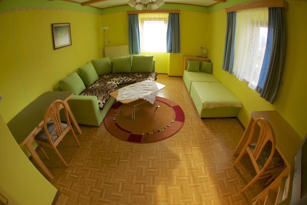Ferienwohnung Haus Stöffler Reisach Zimmer foto